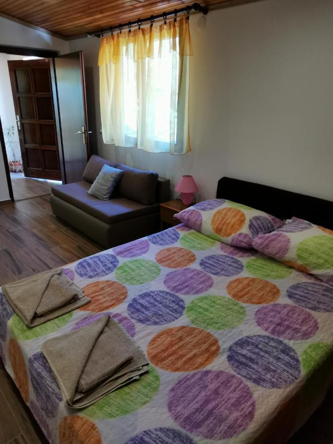 Apartment Kika Ližnjan Εξωτερικό φωτογραφία